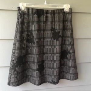Margaret M Black & White Textured Pull On Skirt Size M EUC